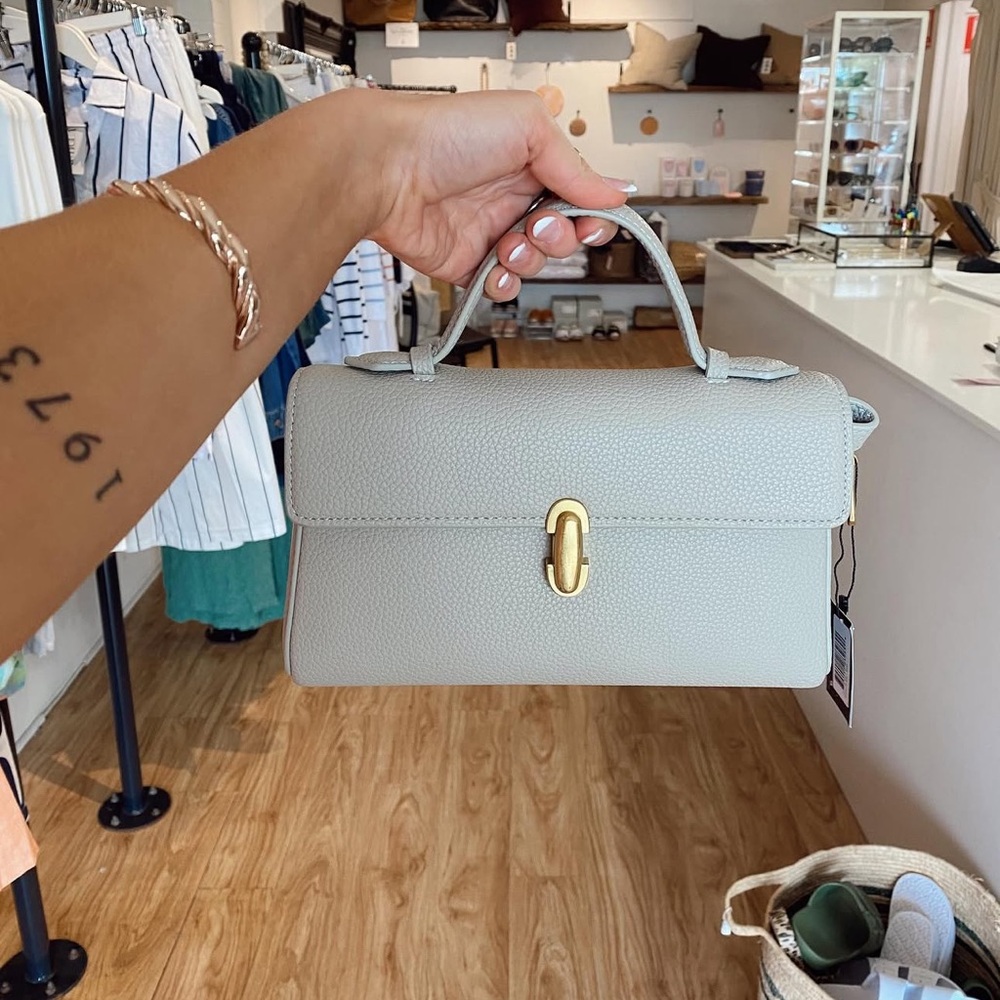 Gray Top Handle Shoulder Bag – Chic Everyday Purse